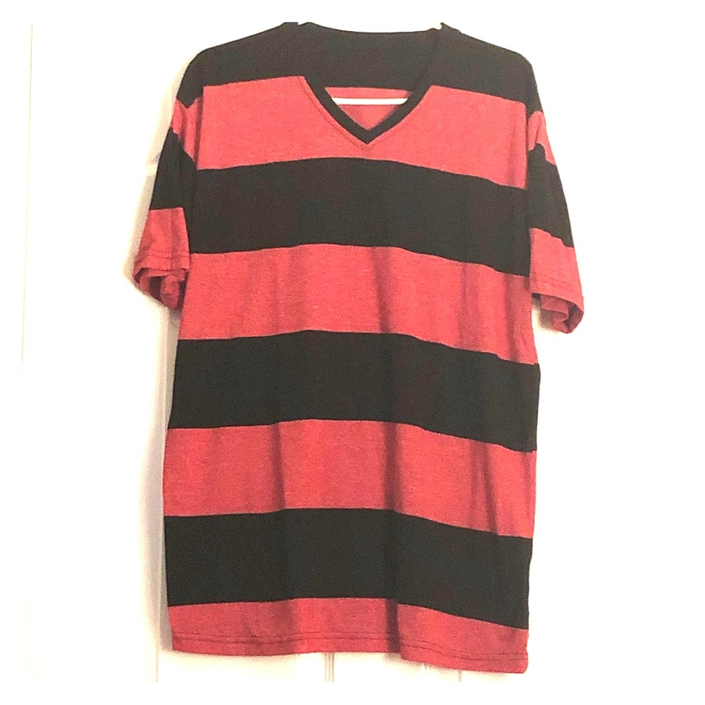 💥💕2/$10 GALAXY V-Neck💕💥